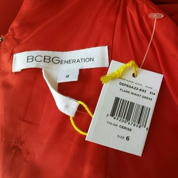NWT BCBG Red Sleeveless Fit & Flare Dress Size 6 - Picture 3 of 3